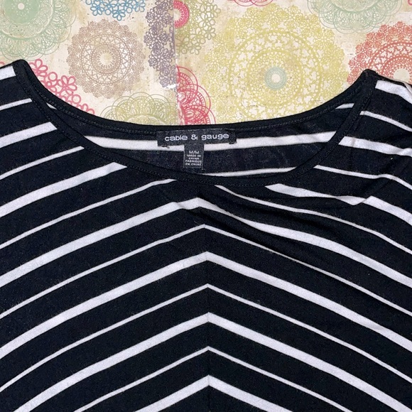 Cable & Gauge Women’s Striped Long Sleeved Top - Picture 4 of 7